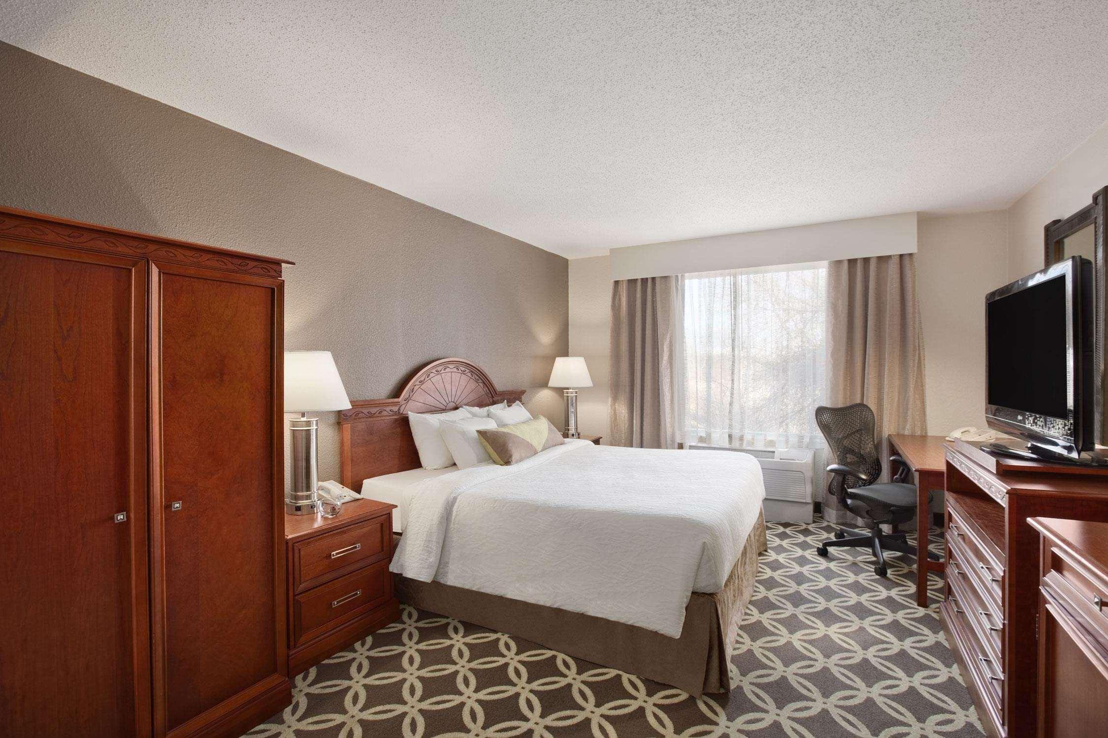 Hilton Garden Inn Boston-Burlington Room photo
