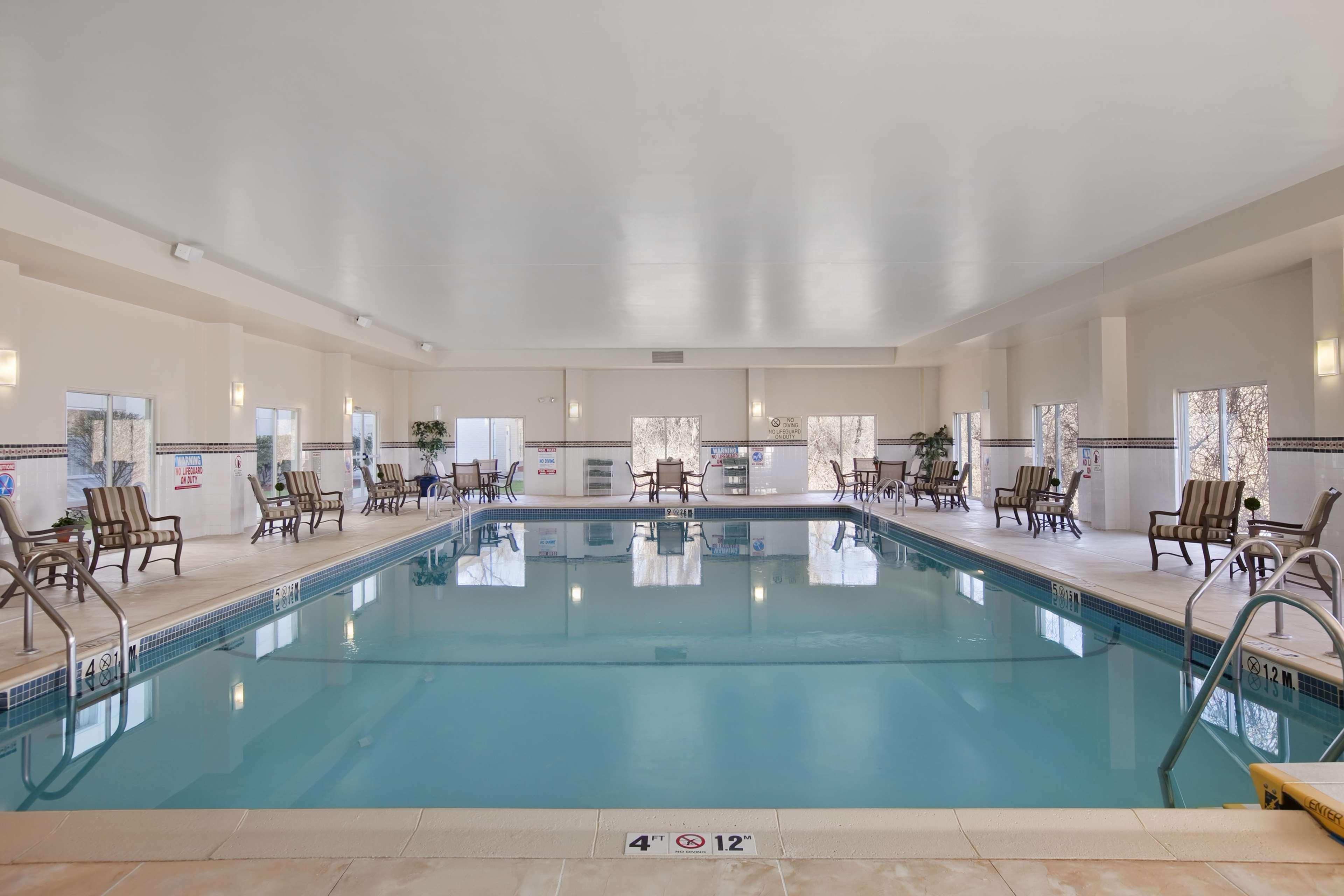 Hilton Garden Inn Boston-Burlington Exterior photo