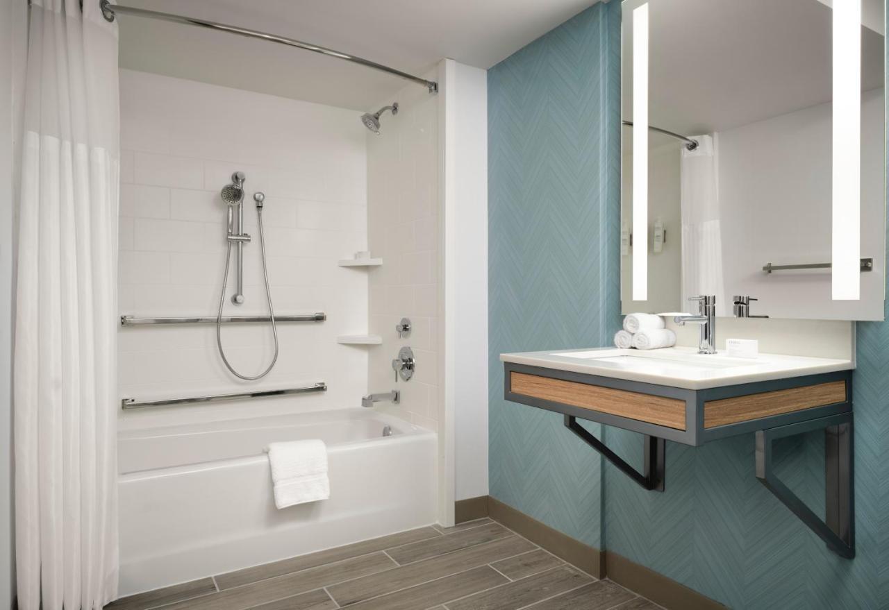 Hilton Garden Inn Boston-Burlington Room photo